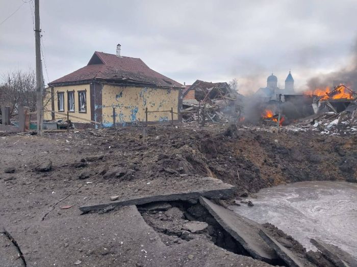 "Діти показали, де їхня мама": відео порятунку жінки після прильоту "Іскандера" по Боровій