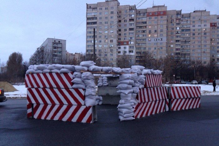 Новые блокпосты, пробки на дорогах и проверка документов: в Харькове военные проводят учения