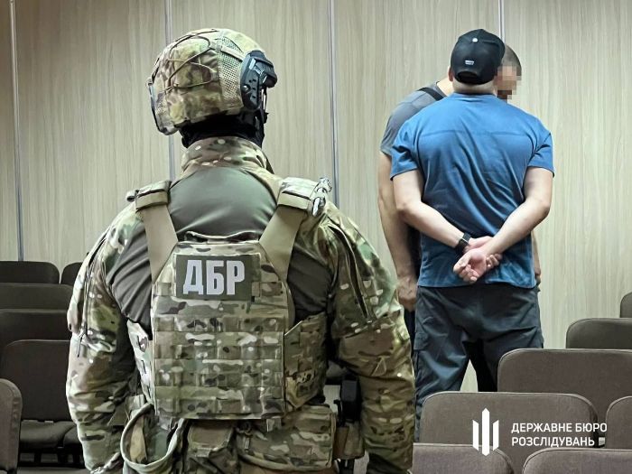 Харьковский силовик требовал 100 тысяч долларов у людей, которые подозревались в коллаборационизме