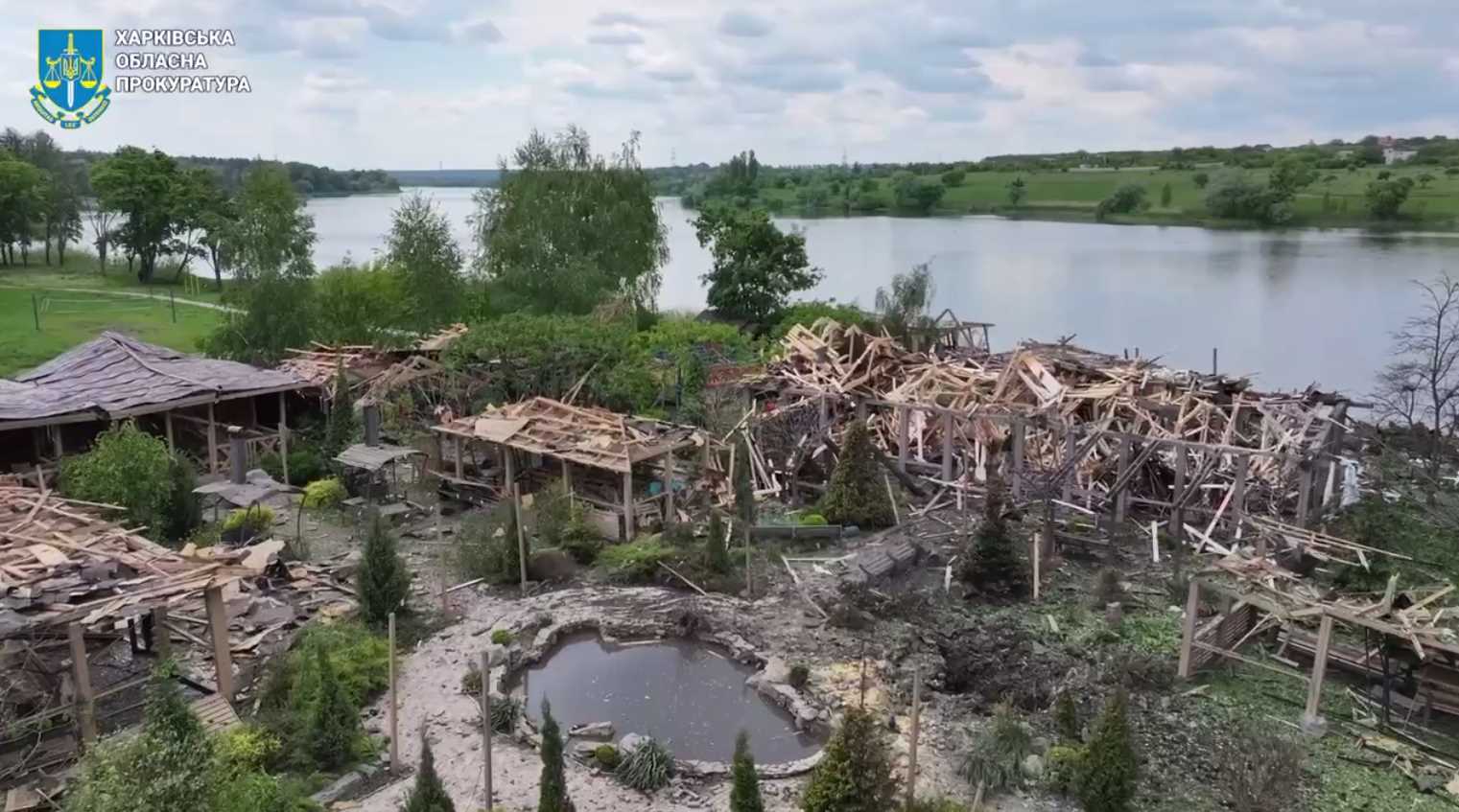 З'явилося відео наслідків ударів по базі відпочинку під Харковом