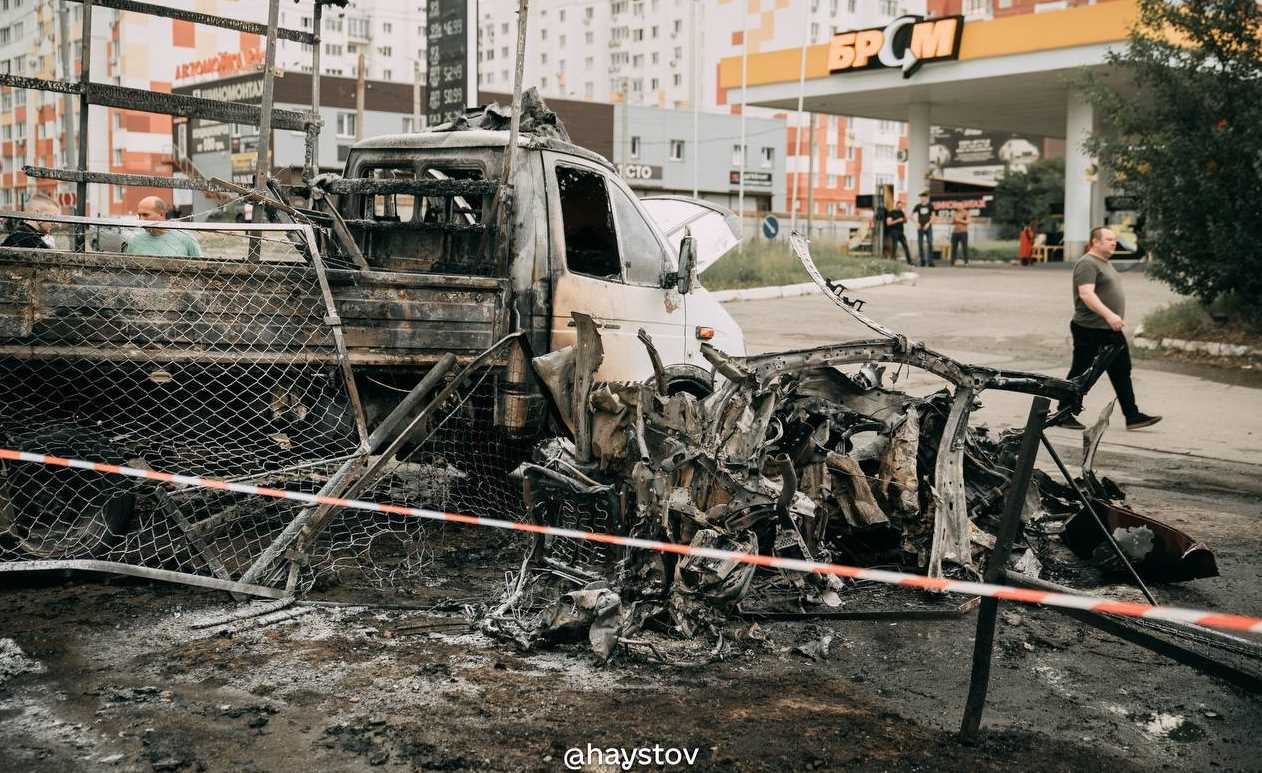 РФ ударила по заправочной станции в Харькове (дополнено, видео, фото)