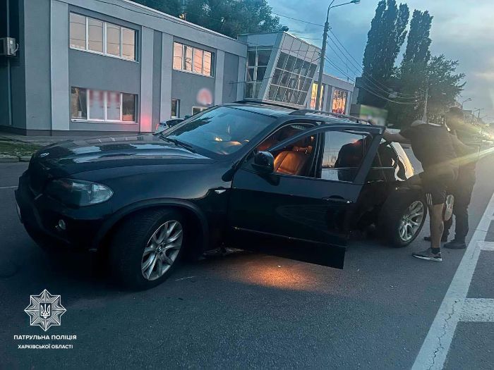 В Харькове патрульные задержали мужчину, который снова сел пьяным за руль (фото)