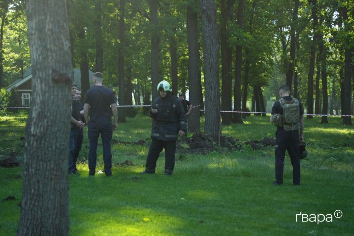 РФ вдарила по Центральному парку у Харкові (фото)