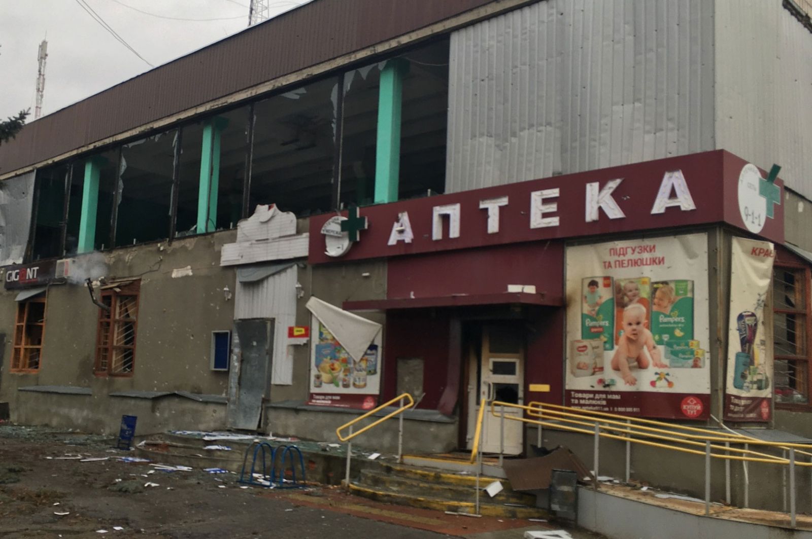 Без света и под обстрелами: в Двуречной остается около 100 человек