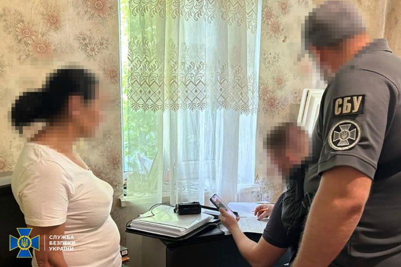 Ракеты и бомбы на Харьков наводила 55-летняя охранница