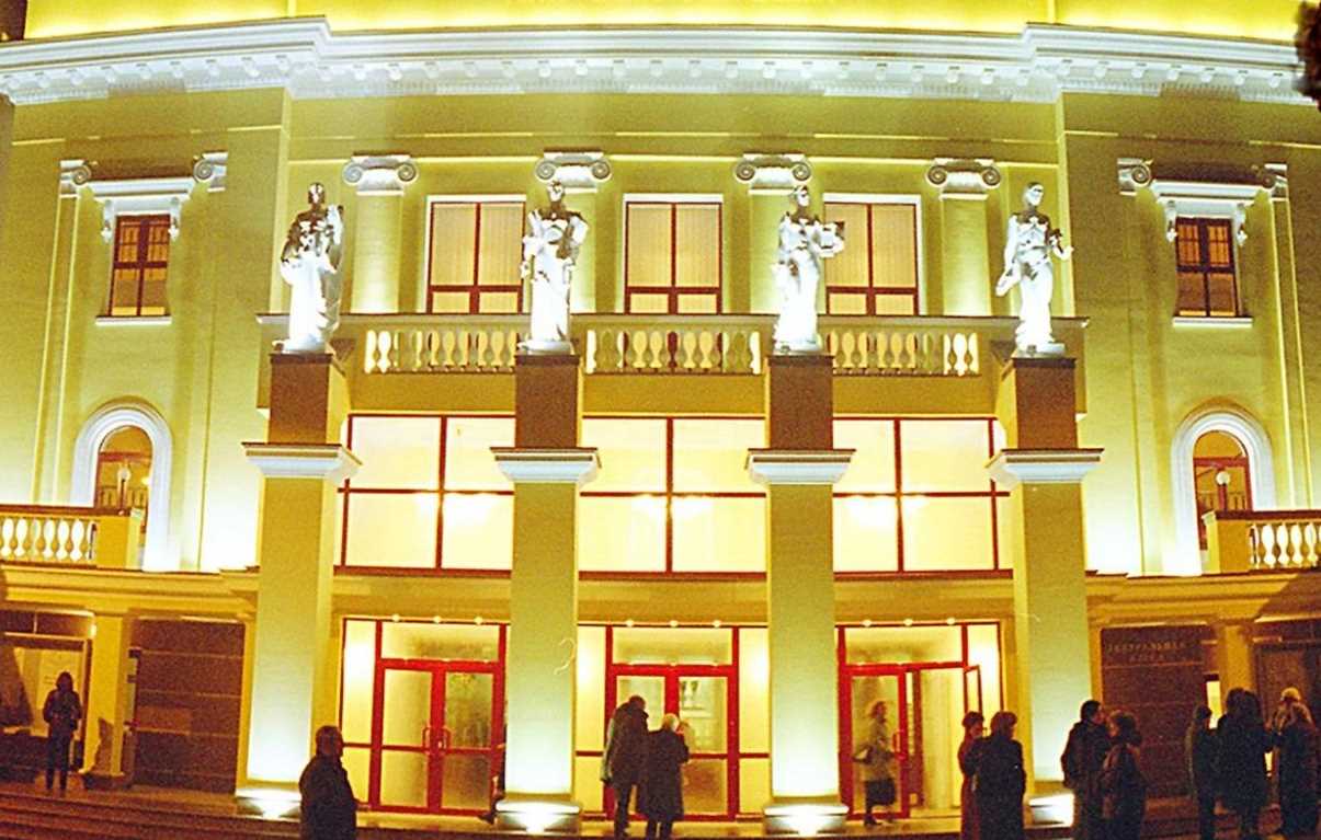Колишній театр Пушкіна отримає нову назву