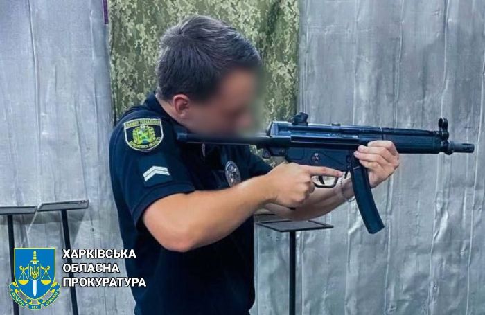 Поліцейському з Харківської області, який перейшов на бік РФ, загрожує довічне