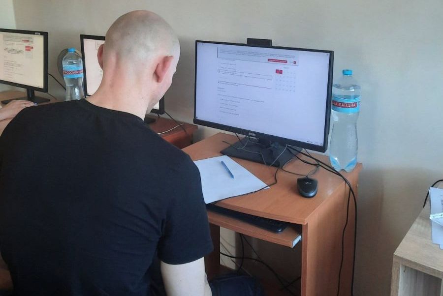 Пожизненно осужденный из Харькова сдает НМТ для поступления в вуз