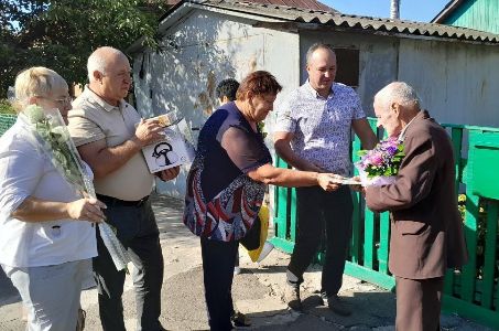 Привітання 100-річного ювіляра