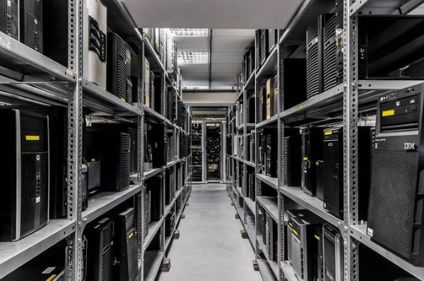 Colocation: Один із ключових варіантів інфраструктури для зберігання та управління серверами