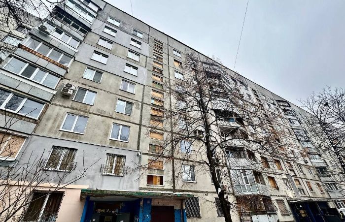 Поврежденный дом