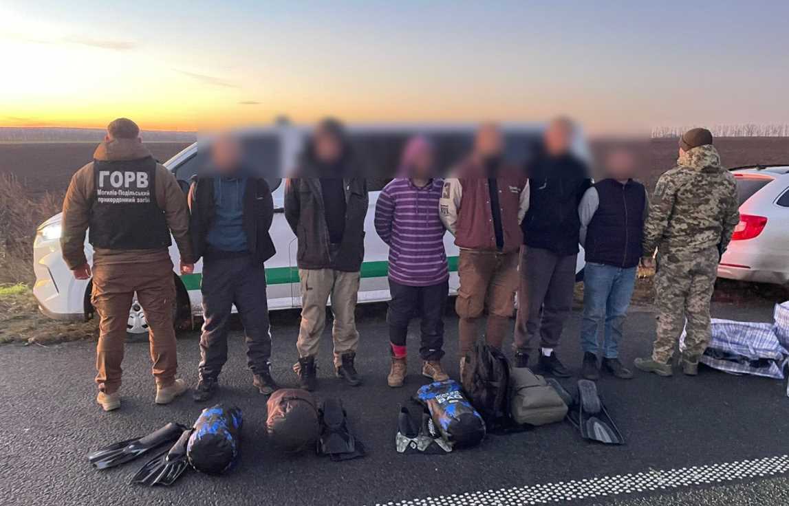 Устроить заплыв через Днестр харьковчанам помешали пограничники