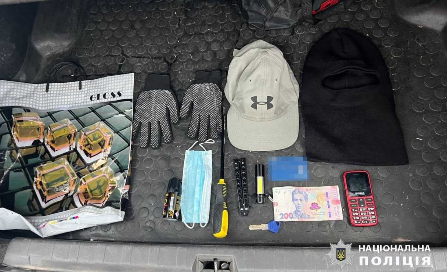Поліція спіймала злодюжку, який орудував у салтівських кав'ярнях