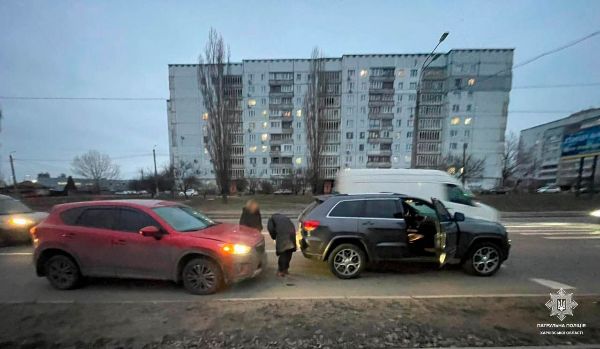 Жінка скоїла ДТП, втекла і почала пити