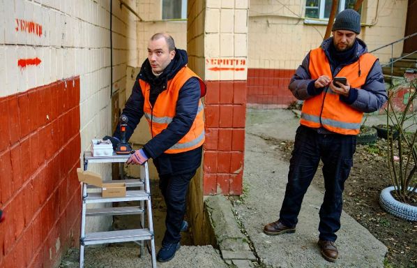 В харьковских многоэтажках массово орудуют вандалы