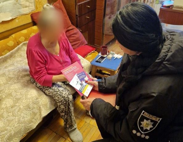 У Харкові п’яна дочка погрожувала вбити матір