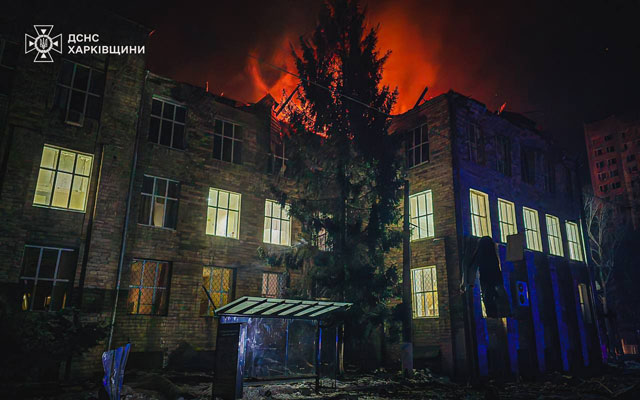 Нічні удари по Харкову: 64 людини евакуйовано, 7 постраждали (фото, відео)