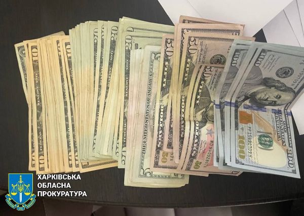 Харьковчане «снимали порчу» через телевидение: люди перевели им 3 миллиона гривен