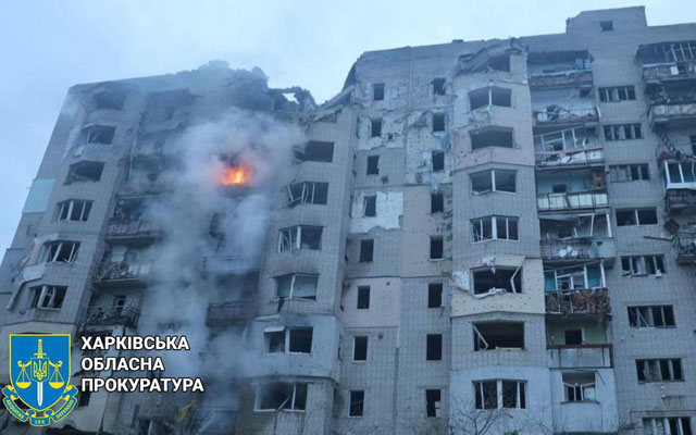 Купянск под огнем: 2 обстрела за утро, повреждены многоэтажки (фото)