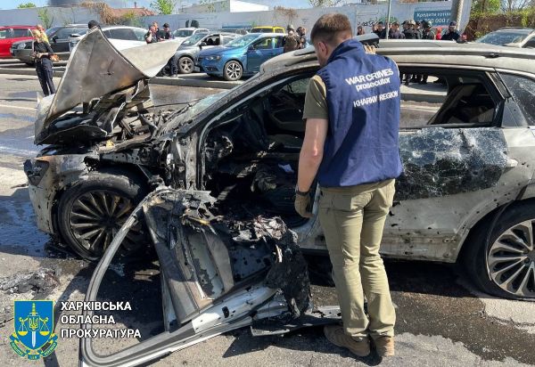Мужчина, ехавший по дорге, на которую упал «Шахед», умер в больнице