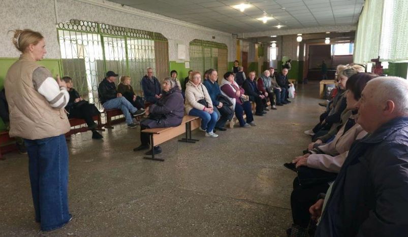 Посадовці і представники ВПО
