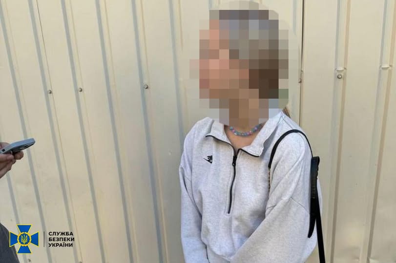 15-летняя харьковчанка поджигала военные джипы по указанию РФ
