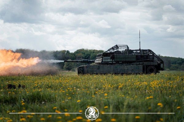 В Харьковской области россияне пошли на штурм на мотоциклах