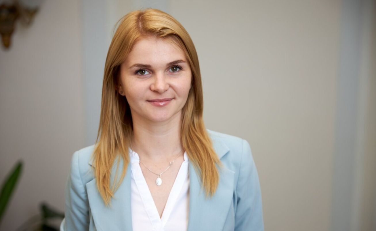 Анна Колісник