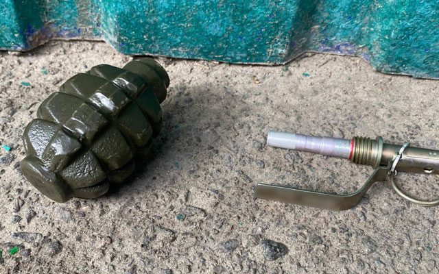 У Харкові чоловік погрожував підірвати гранату в торговому центрі