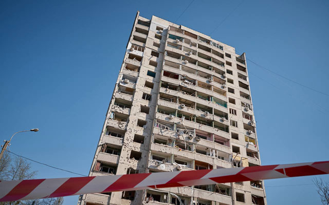 В Харькове выбито 220 тысяч окон: мэр просит о помощи