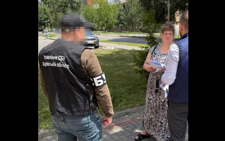Мешканка Харківської області збирала данину для окупантів