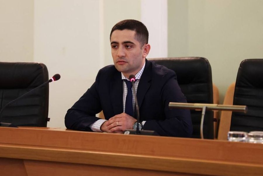 Амил Омаров