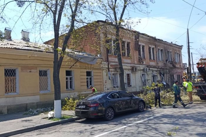 Поврежденный дом