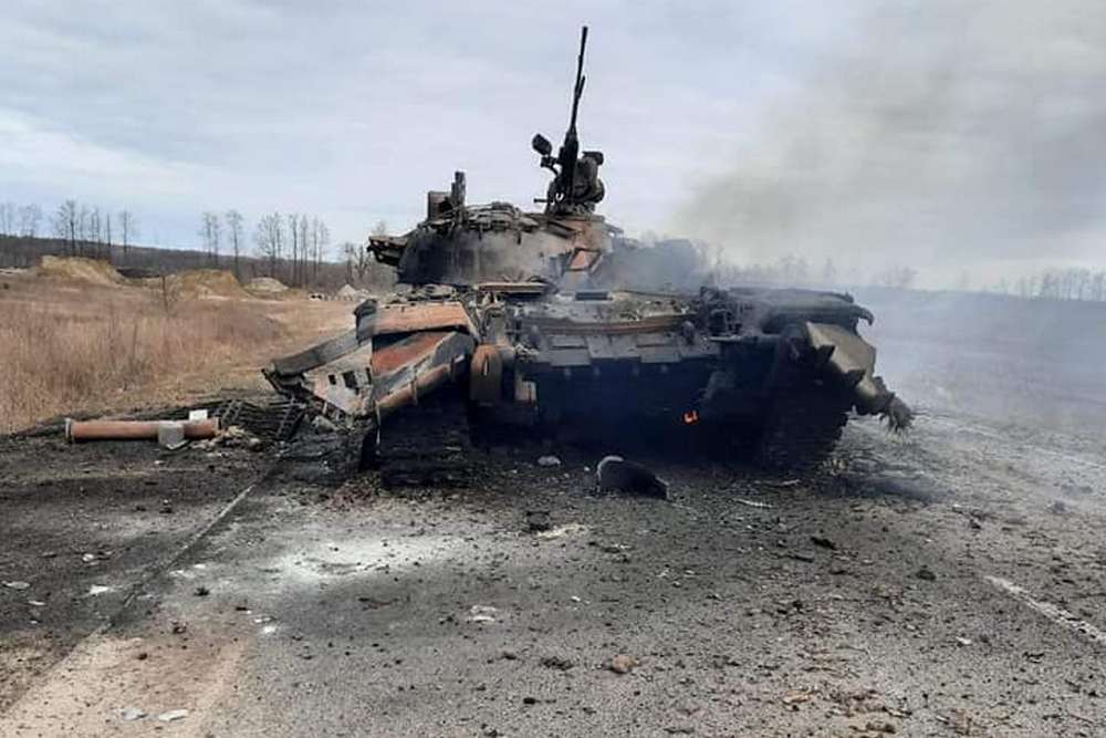 Підбитий російський танк