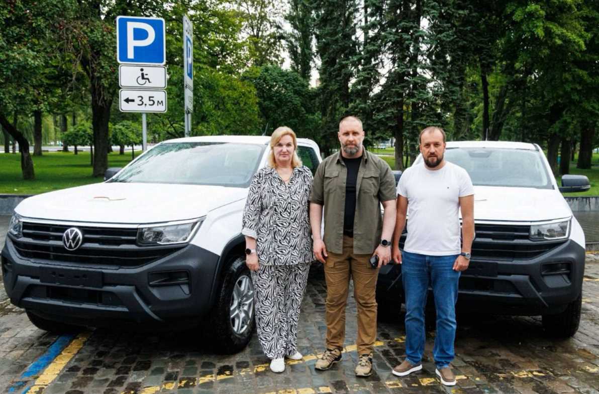 Харьковская область получила автомобили от Германии