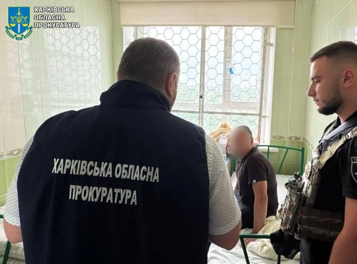 Правоохранитель и подозреваемый