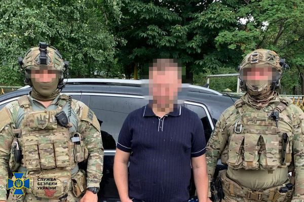 Фиктивные справки и взятки: в Харькове разоблачили схему уклонения от мобилизации