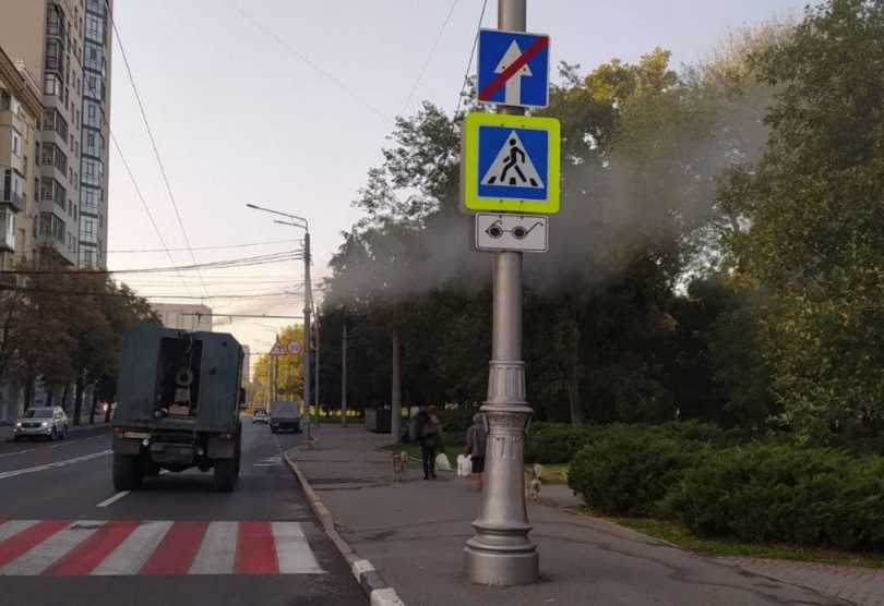 Завтра в центрі Харкова оброблятимуть дерева від шкідників