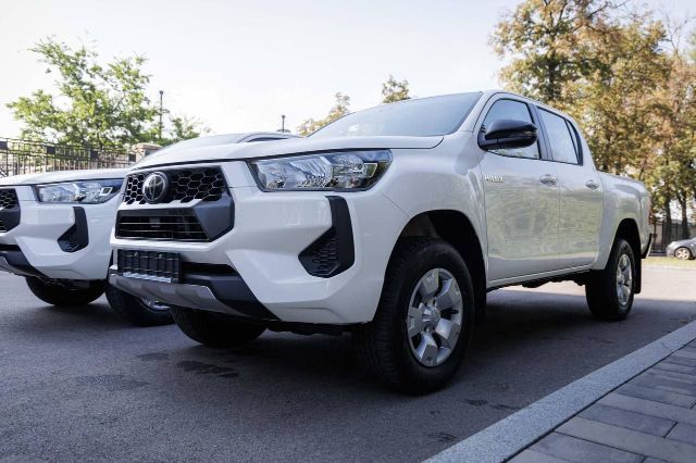 Автомобілі