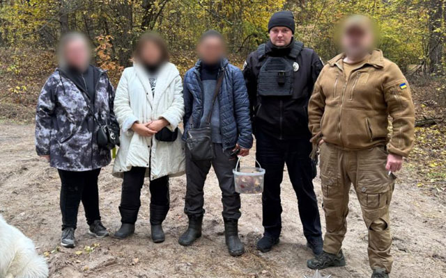Полиция спасла семью, заблудившуюся в лесу под Харьковом
