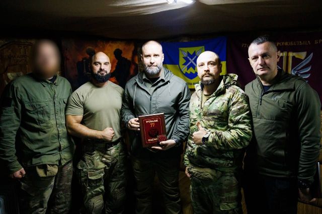 Синегубов пообещал помощь бригаде, которая защищает Харьковскую область
