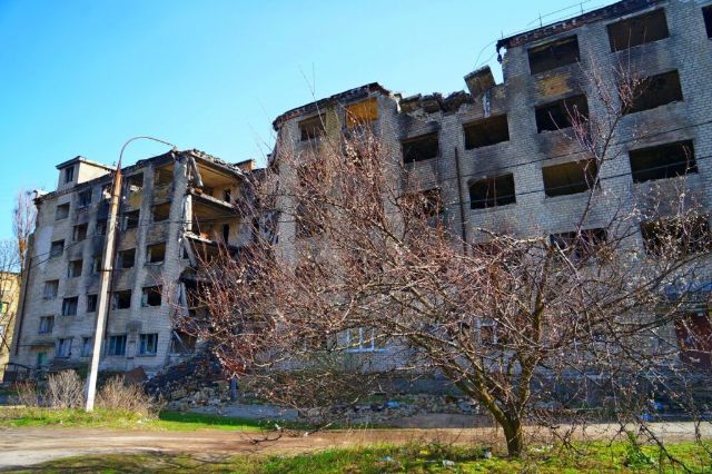 Двое российских офицеров пытали жителей Харьковской области – им сообщено о подозрении
