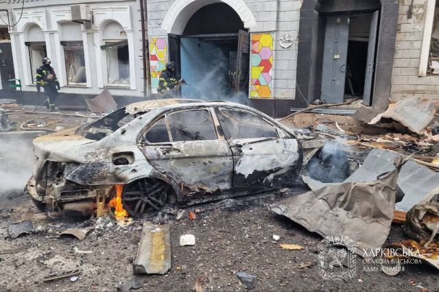 Удар 3 "Шахедів" по дитячому садку в Харкові: відео з місця прильоту