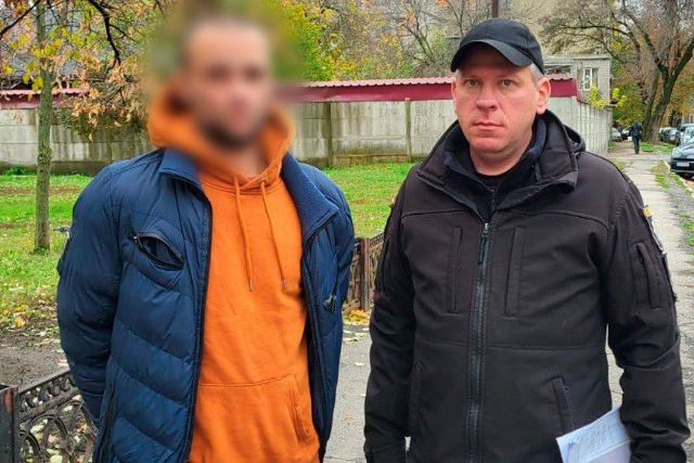 Підозрюваний і поліцейський