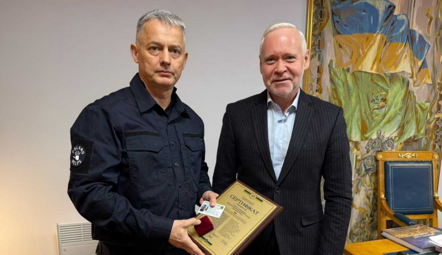 Поляк организовал гуманитарную помощь Харькову на 60 млн и стал Почетным амбассадором