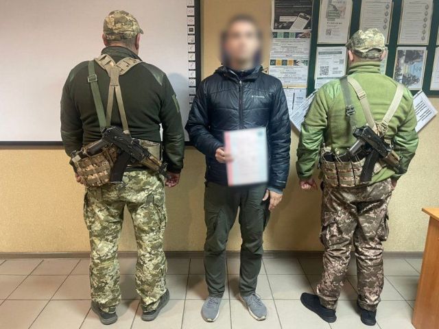 «Купив дитину за криптовалюту»: житель Харківщини підробив свідоцтво, щоб виїхати за кордон