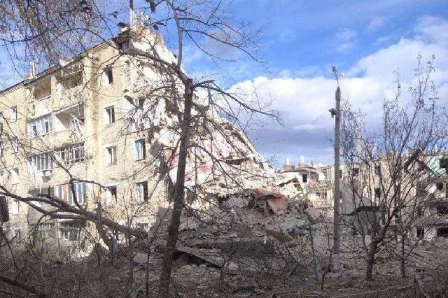 Поврежденный дом