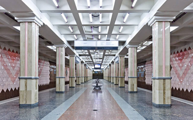 Три виходи на станції метро "23 серпня" тимчасово закрито