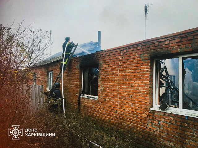 Россияне бьют по жилым домам в Харьковской области (фото с мест прилетов)