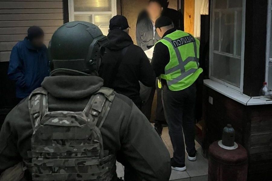 У харьковской рестораторши требовали больше миллиона долларов и угрожали взорвать ее гранатой